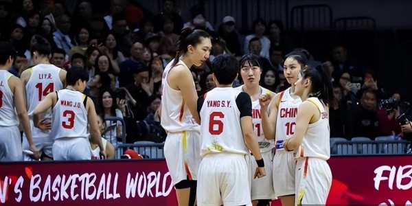 开云中国-失望！女篮所有人都得分，唯她得0分，球迷：世界杯正赛别带她了