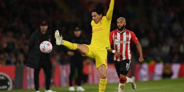 开云官网-利物浦轮换9人无碍逆转，英超冠军悬念留到收官日！