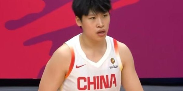 开云中国-失望！女篮所有人都得分，唯她得0分，球迷：世界杯正赛别带她了