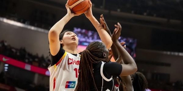 开云中国-失望！女篮所有人都得分，唯她得0分，球迷：世界杯正赛别带她了