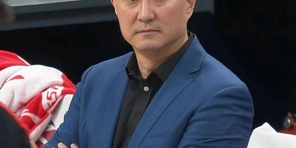 开云中国-广东3消息！卖票罕见遇冷，徐杰落选最佳阵容，贺希宁回应获MVP