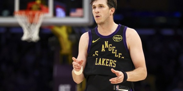 3首轮追字母+2.4亿续小里！队记曝湖人计划 詹姆斯时代真要结束了|吉安尼斯·安特托孔波|里夫斯|紫金军团|东契奇|洛杉矶湖人队_新浪体育_新浪新闻